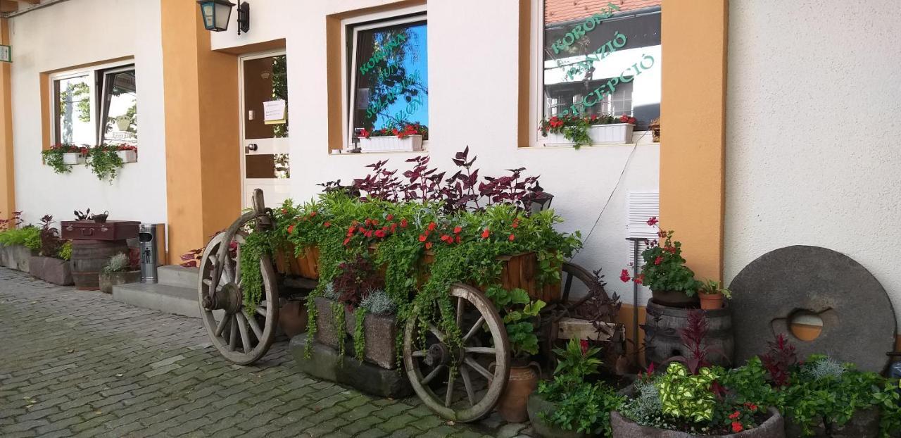 Korona Panzio Bed & Breakfast Odorheiu Secuiesc Exterior photo