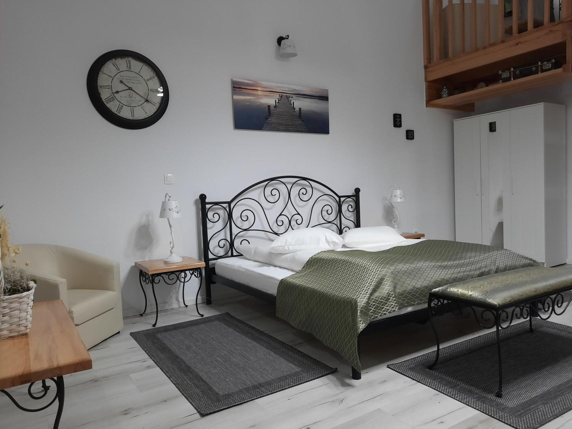 Korona Panzio Bed & Breakfast Odorheiu Secuiesc Exterior photo