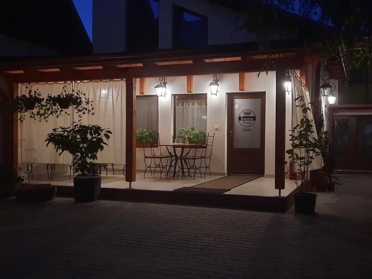 Korona Panzio Bed & Breakfast Odorheiu Secuiesc Exterior photo