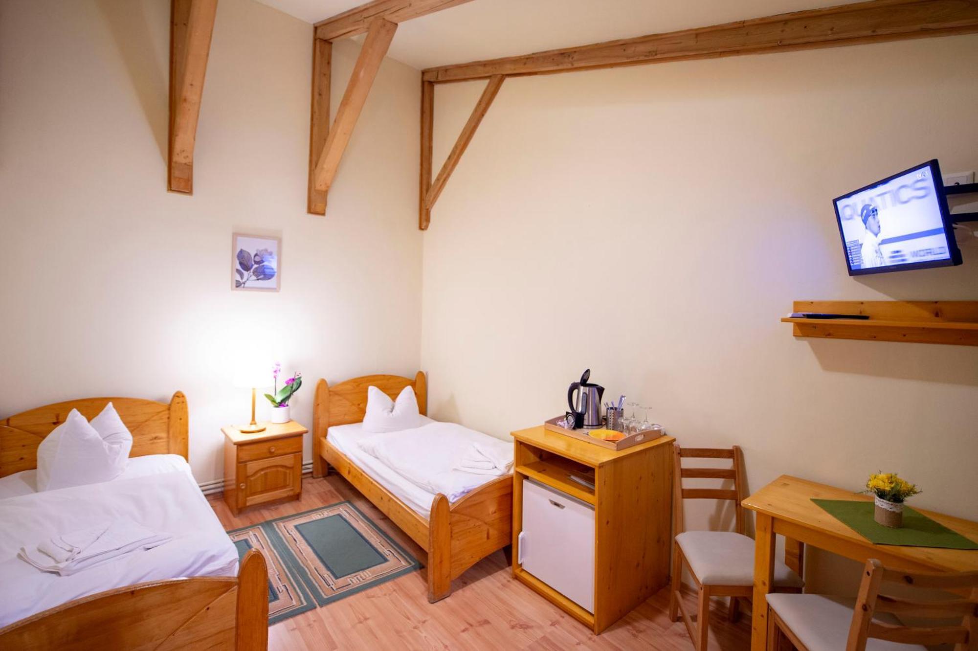 Korona Panzio Bed & Breakfast Odorheiu Secuiesc Exterior photo