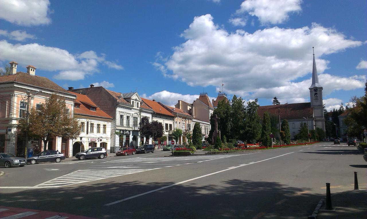 Korona Panzio Bed & Breakfast Odorheiu Secuiesc Exterior photo
